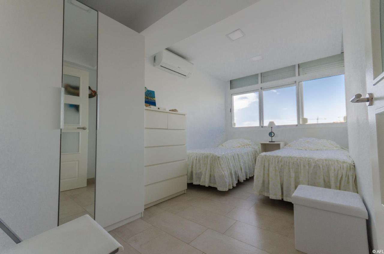 Holiday Apartment With Direct Sea Promenade Access Maspalomas  Exterior photo